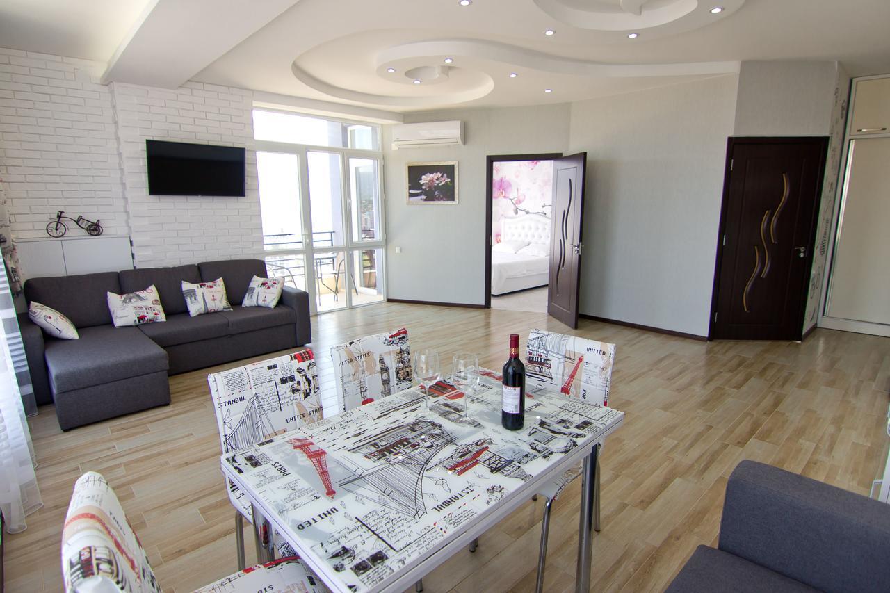 Ferienwohnung Batumi Real Lux Exterior foto