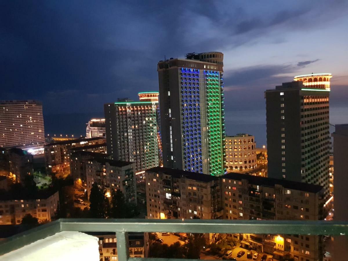 Ferienwohnung Batumi Real Lux Exterior foto